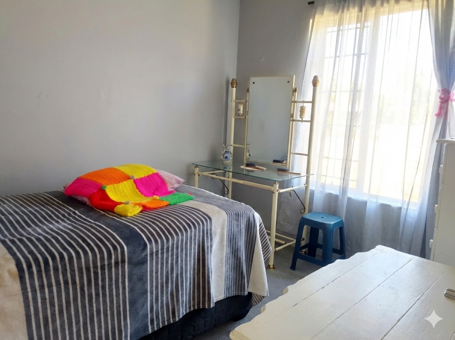 5 Bedroom Property for Sale in Protea Park North West